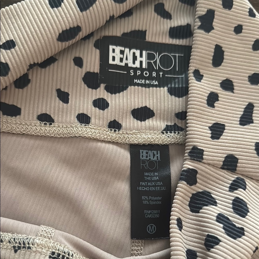 Beach Riot Sport Cheetah Set - Picture 6 of 6